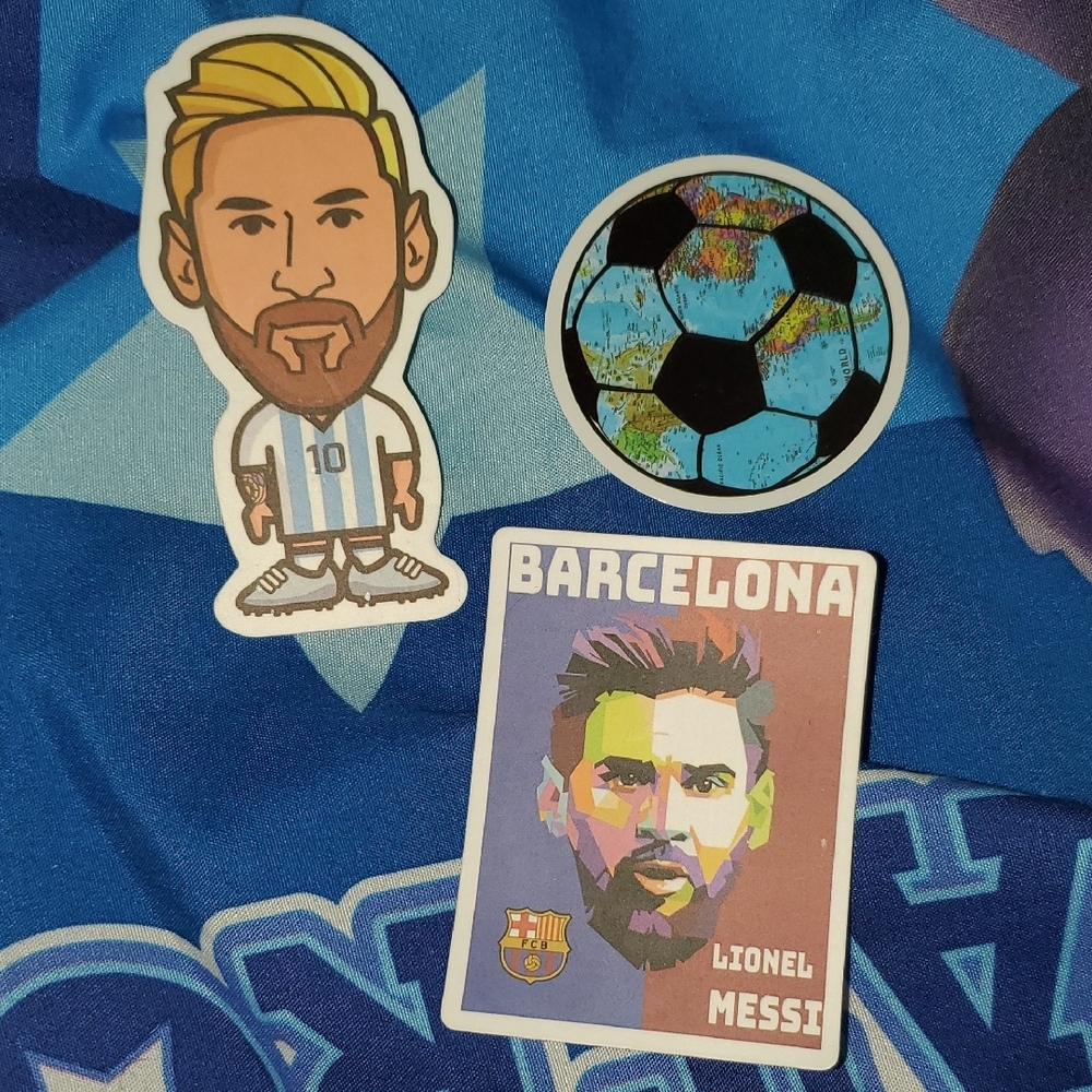 🌈FREE W/BUNDLE🌈 Set Of 3 Lionel Messi Soccer Stickers